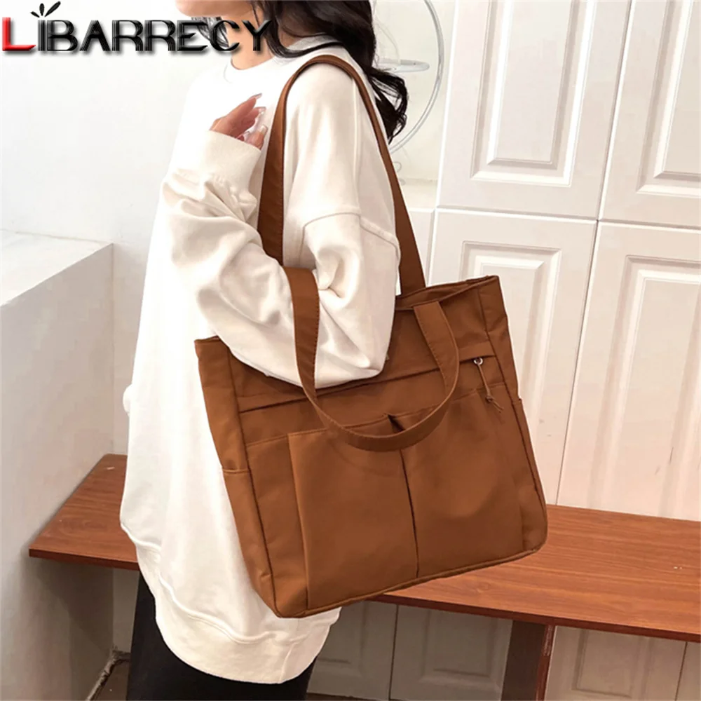 Solid Color Large Capacity New Ladies Shoulder Bag Fashion New Women Shopping Bags Tote Bag Quality Oxford Cloth Women's Handbag
Solid Color Large Capacity New Ladies Shoulder Bag Fashion New Women Shopping Bags Tote Bag Quality Oxford Cloth Women's Handbag