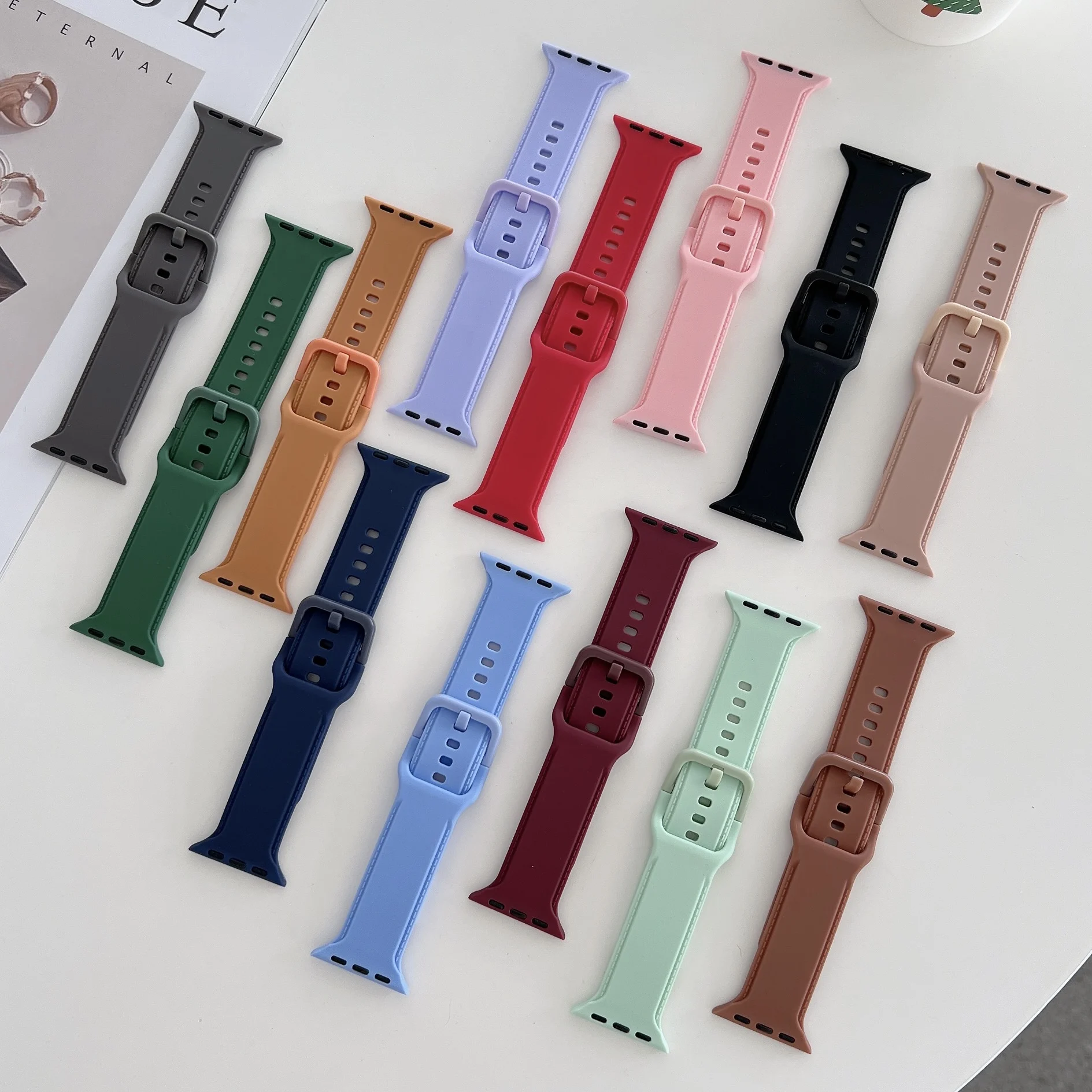 Silicone Strap For Apple Watch 44mm 45mm 41mm 40mm 42mm 38mm Rubber smartwatch Bracelet for iWatch Series 7 SE 6 5 4 3 Watchband
Silicone Strap For Apple Watch 44mm 45mm 41mm 40mm 42mm 38mm Rubber smartwatch Bracelet for iWatch Series 7 SE 6 5 4 3 Watchband