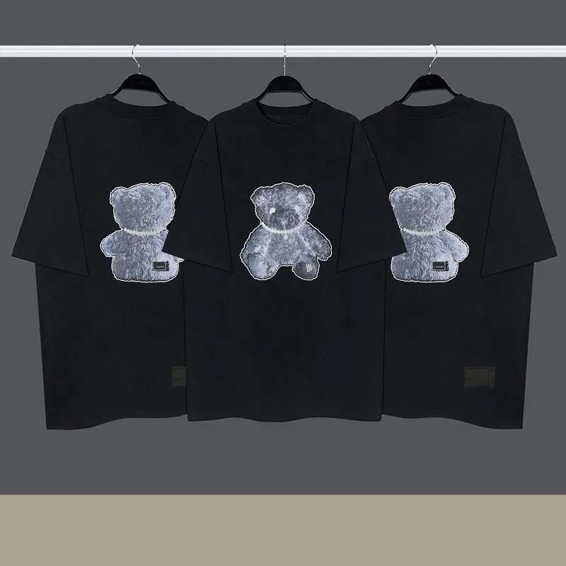 Reflective bear niche tide brand Korean version of the high street loose men's FOG short-sleeved summer T-shirt
Reflective bear niche tide brand Korean version of the high street loose men's FOG short-sleeved summer T-shirt