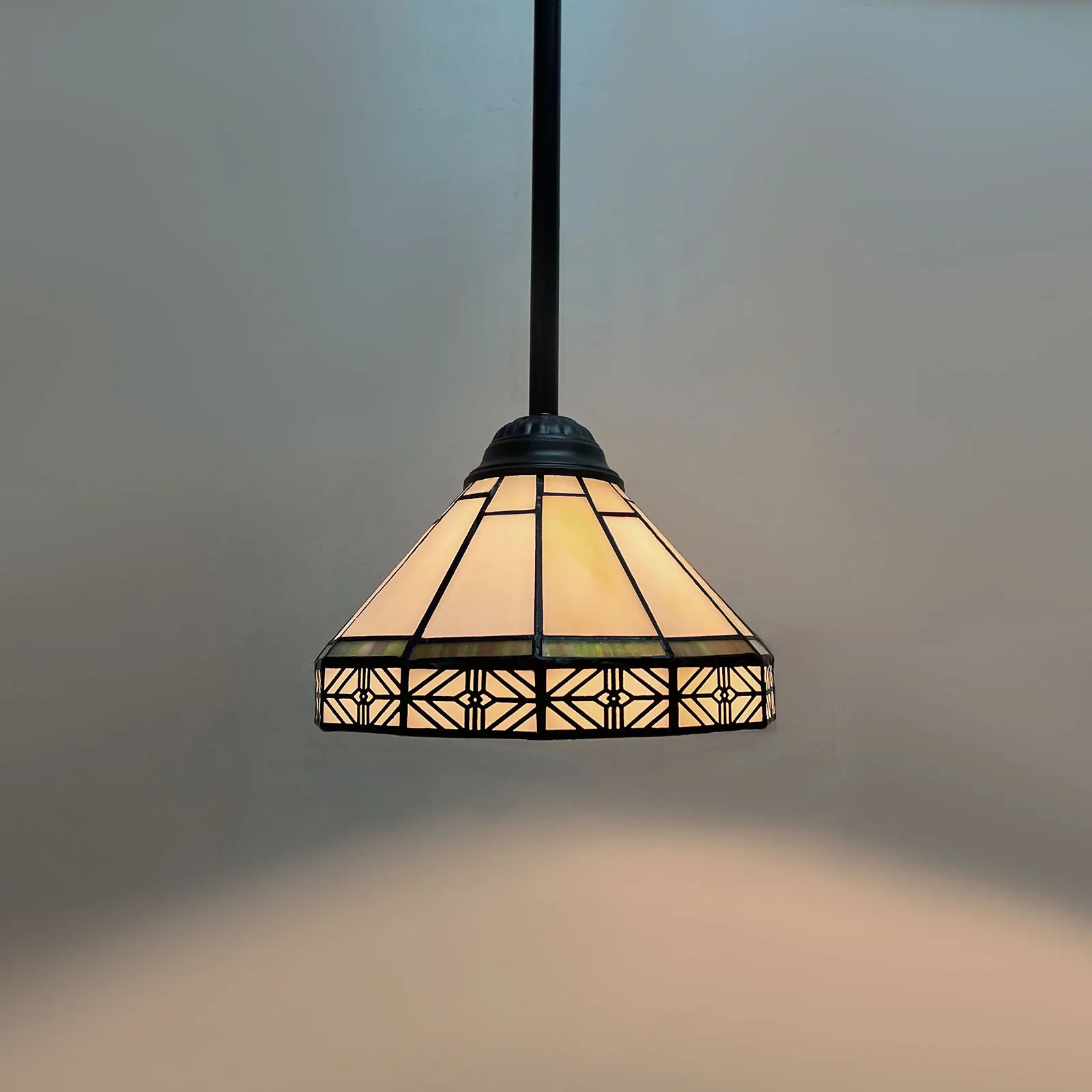 Tiffany Pendant Lights,Mini 8 Wide Stained Glass Hanging Lamp,Antique Rustic Style for Kitchen Island Counter Dining Room Hall
Tiffany Pendant Lights,Mini 8 Wide Stained Glass Hanging Lamp,Antique Rustic Style for Kitchen Island Counter Dining Room Hall