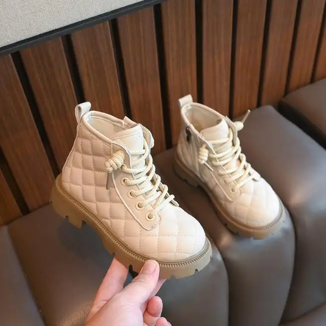 New Children Snow Shoes Boots for Children Size 26-37 Boots for Girl Leather Waterproof Winter Kids Snow Shoes Girls Boots
New Children Snow Shoes Boots for Children Size 26-37 Boots for Girl Leather Waterproof Winter Kids Snow Shoes Girls Boots