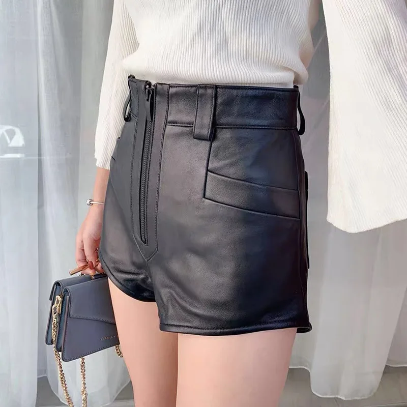 Pantalones Cortos De Moda Women Genuine Leather High Waist Slim Wrap Hip Hot Pants Mujer Sheepskin Show Thin Boots Shorts Trendy
Pantalones Cortos De Moda Women Genuine Leather High Waist Slim Wrap Hip Hot Pants Mujer Sheepskin Show Thin Boots Shorts Trendy