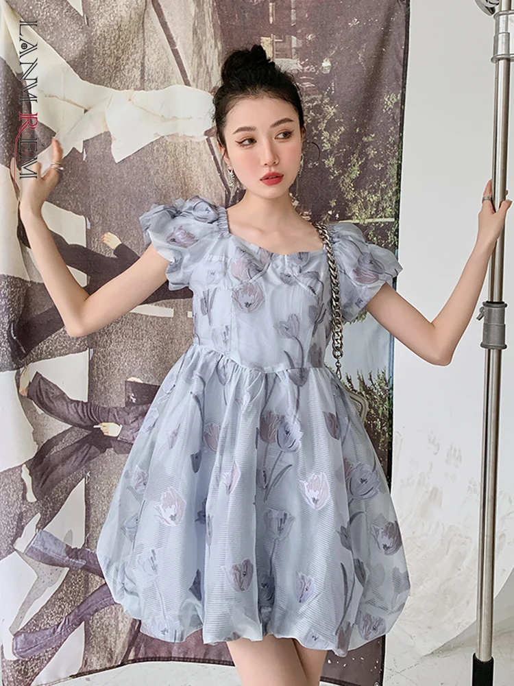 LANMREM Rose Print Square Collar Folds Mini Dress Women A-line Puff Short Sleeve Slim Fit 2022 Summer Female Clothing 2I668
LANMREM Rose Print Square Collar Folds Mini Dress Women A-line Puff Short Sleeve Slim Fit 2022 Summer Female Clothing 2I668