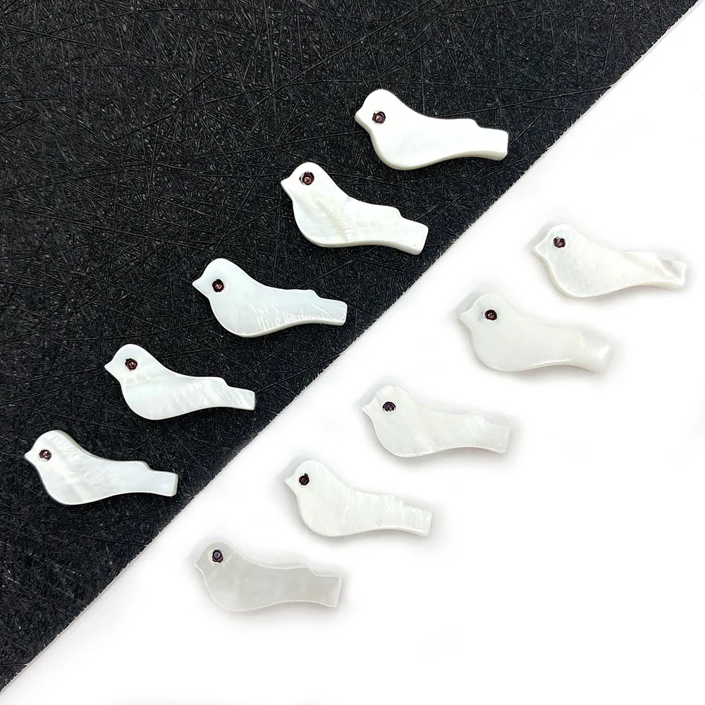 Natural Freshwater Shell Beads Animal Shape White Shell Beads Bird Shape Mother Of Pearl Beads For Making DIY Necklaces Supplies 
Natural Freshwater Shell Beads Animal Shape White Shell Beads Bird Shape Mother Of Pearl Beads For Making DIY Necklaces Supplies