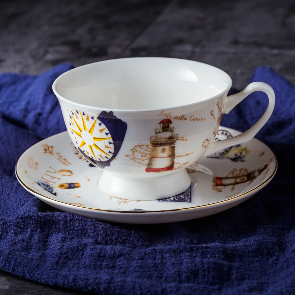 English Ceramic Coffee Cup And Saucer Set European Style Afternoon Tea Set Creative Ceramic Simple Household Red Tea Cup
English Ceramic Coffee Cup And Saucer Set European Style Afternoon Tea Set Creative Ceramic Simple Household Red Tea Cup