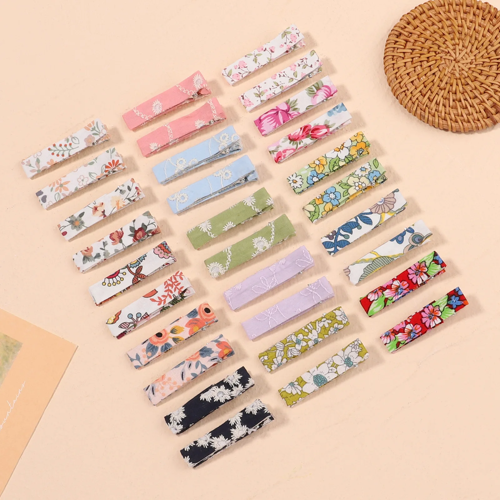 2023 Spring 2PCS Set Cloth Embroid Flower Print Side Hair Clips For Girl Kids Cute Kawaii Long Strip Hairpin Fashion Accessories
2023 Spring 2PCS Set Cloth Embroid Flower Print Side Hair Clips For Girl Kids Cute Kawaii Long Strip Hairpin Fashion Accessories