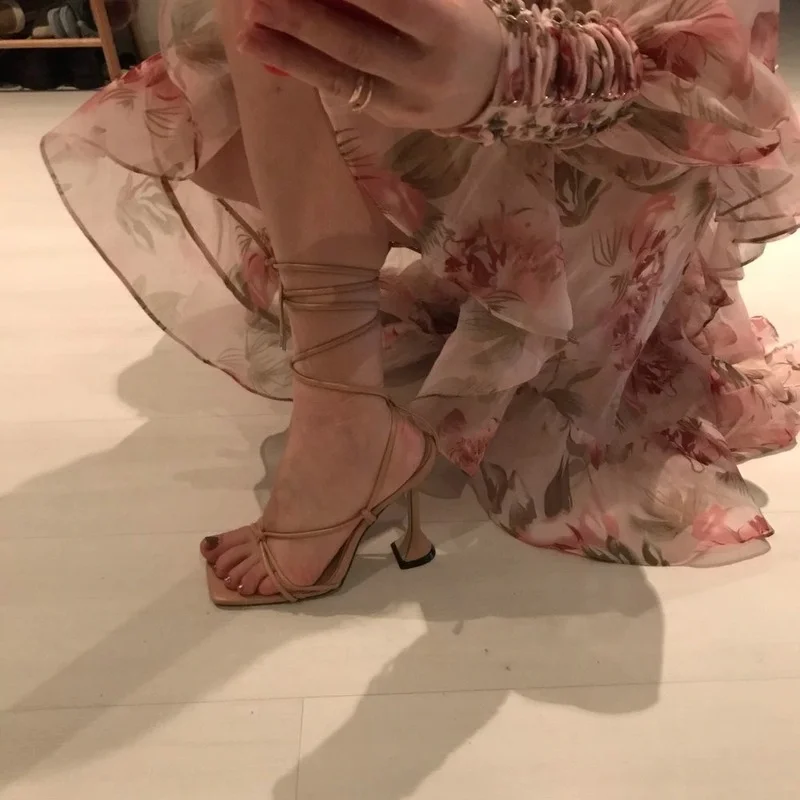2022 New Design Ankle Strap Sandals Women Square Heel Party Lace-up Summer Strange Style Sandal Shoes Size 41 42 43 Sandals
2022 New Design Ankle Strap Sandals Women Square Heel Party Lace-up Summer Strange Style Sandal Shoes Size 41 42 43 Sandals