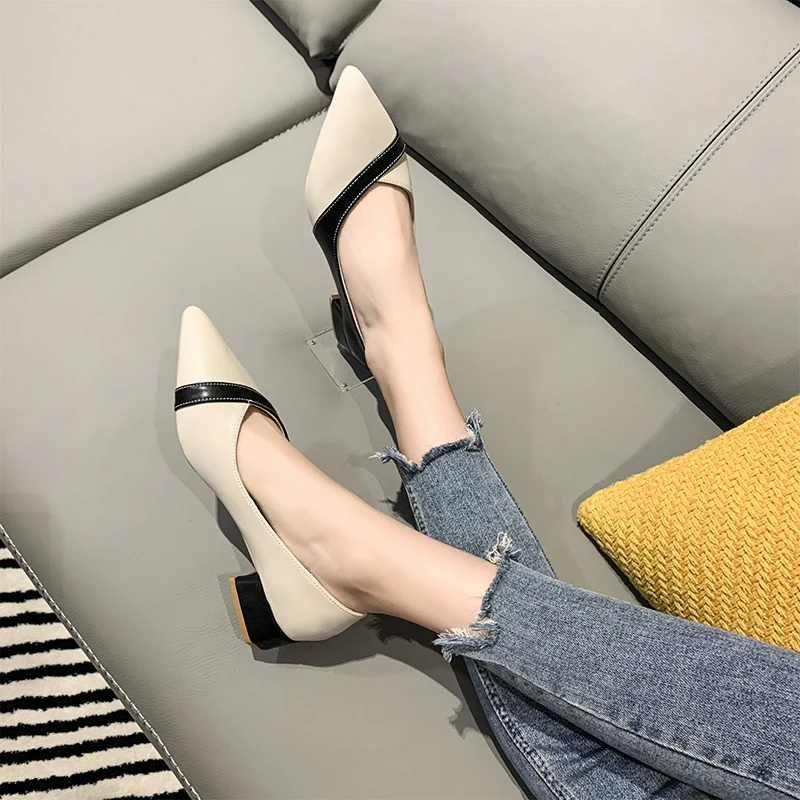 Color Matching High Heels Women's 2022 New Casual Small Fragrance Shallow Mouth Thick Heels All-match Beanie Shoes Women
Color Matching High Heels Women's 2022 New Casual Small Fragrance Shallow Mouth Thick Heels All-match Beanie Shoes Women