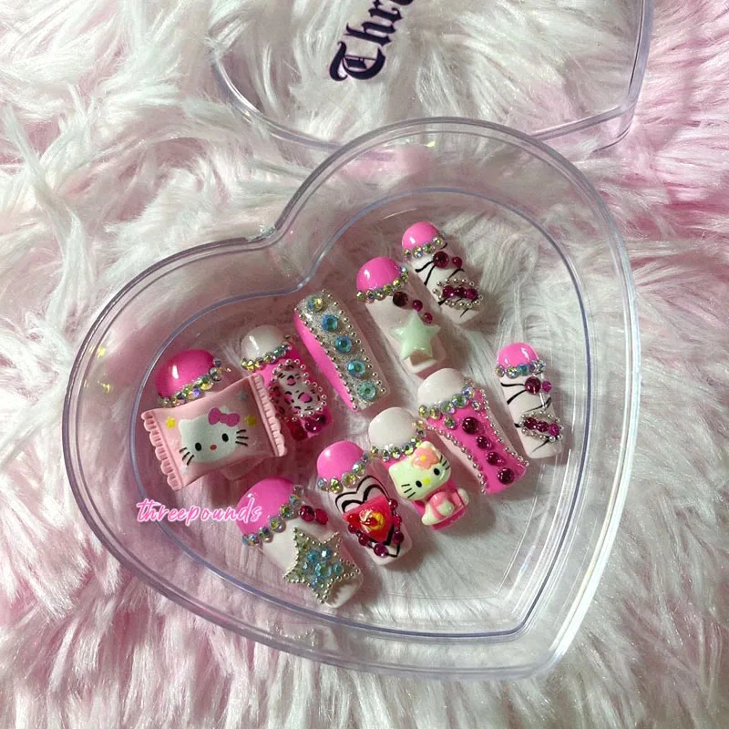 Diy Kawaii Sanrioed Y2K Hello Kitty новый мультфильм девушка сердце Свадебный ноготь с алмазом сладкий и пряный стиль съемный
Diy Kawaii Sanrioed Y2K Hello Kitty новый мультфильм девушка сердце Свадебный ноготь с алмазом сладкий и пряный стиль съемный