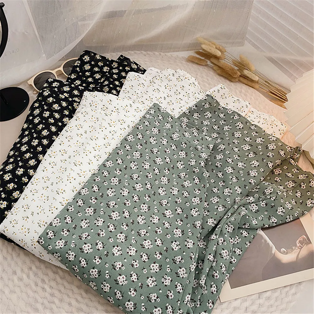 Fashion Elegant Vintage Floral Print A-Line Skirt Elastic High Waist Long Skirts For Women Summer White Black Chiffon Midi Skirt
Fashion Elegant Vintage Floral Print A-Line Skirt Elastic High Waist Long Skirts For Women Summer White Black Chiffon Midi Skirt