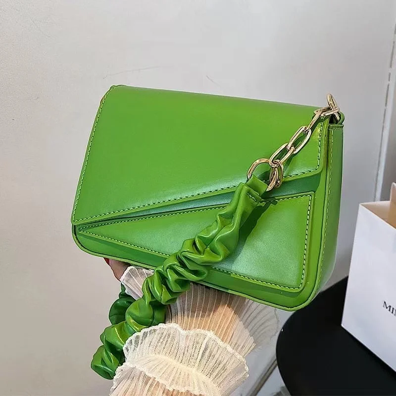 Underarm Luxury Designer Handbag Fashion Pu Leather Women's Bag 2022 Trend Small Summer Shoulder Crossbody Bags Handbags Female
Underarm Luxury Designer Handbag Fashion Pu Leather Women's Bag 2022 Trend Small Summer Shoulder Crossbody Bags Handbags Female