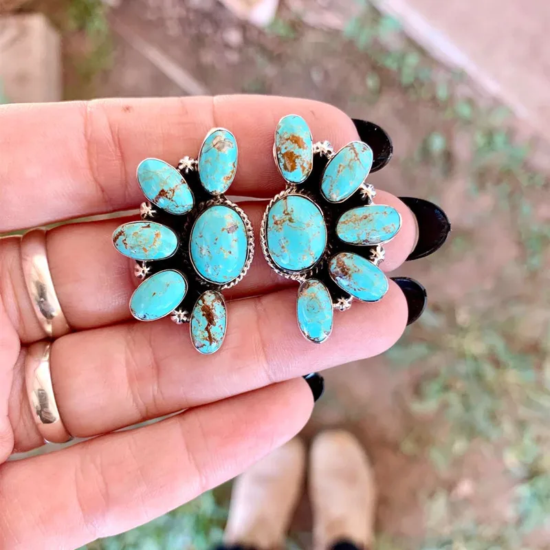 Vintage Bohemia Style Natural Stones Stud Earrings Ethnic Tribal Green Stone Earring Party Wedding Women Jewelry Drop Shipping
Vintage Bohemia Style Natural Stones Stud Earrings Ethnic Tribal Green Stone Earring Party Wedding Women Jewelry Drop Shipping