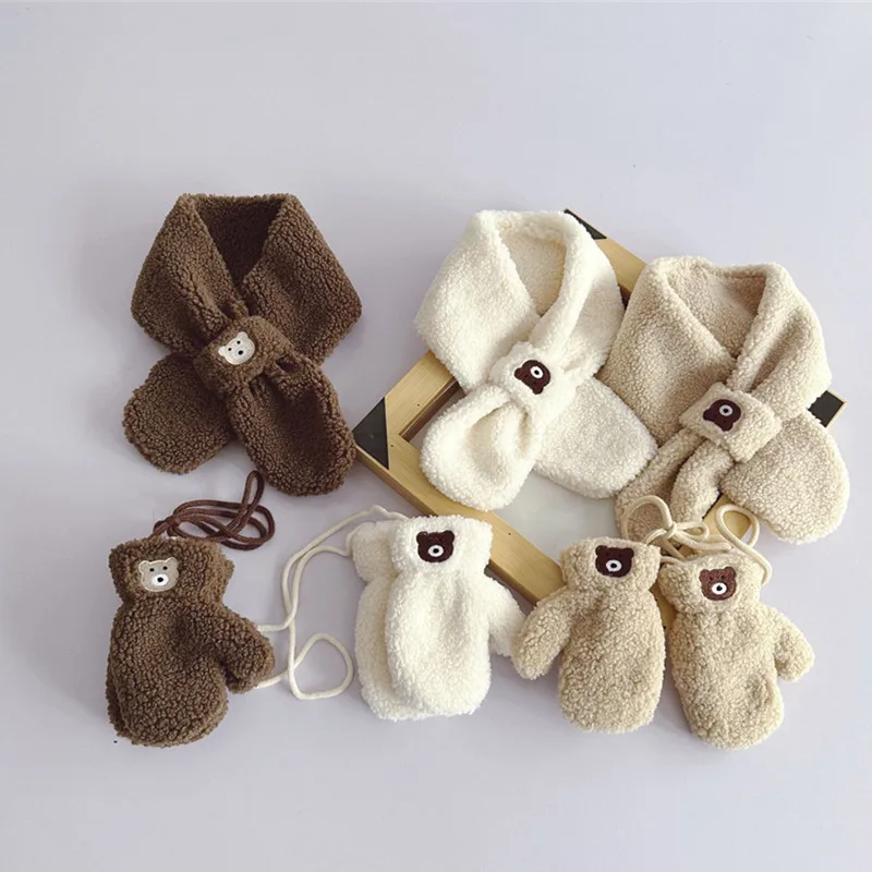 Комплект из двух предметов, 48-52 см 
Комплект из двух предметов, 48-52 см