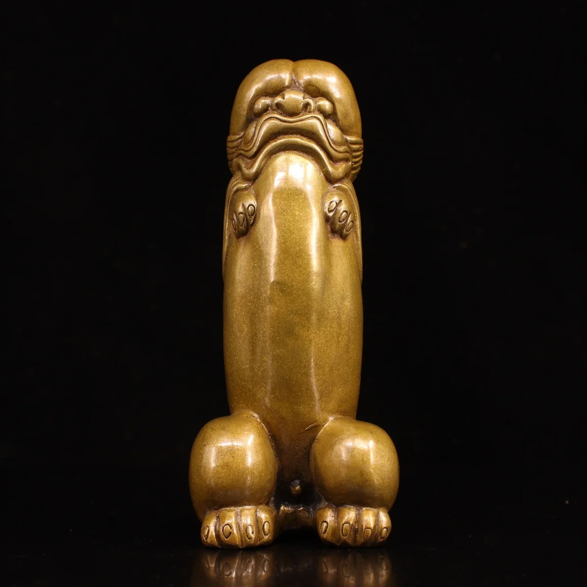 7" Tibetan Temple Collection old bronze Show off your strength genitals giant sun god animal head ornament Town house Exorcism
7" Tibetan Temple Collection old bronze Show off your strength genitals giant sun god animal head ornament Town house Exorcism
