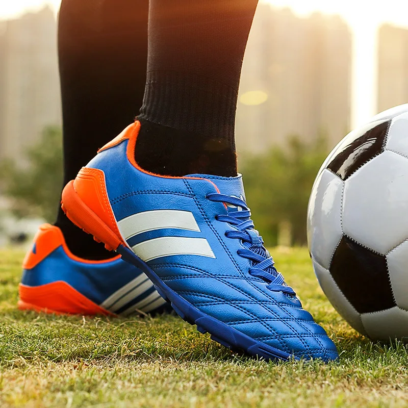 Cleats Football Man Factory Direct Sales New Shoes Grass Children's Broken Nail Training Student Sports Shoe Factory A
Cleats Football Man Factory Direct Sales New Shoes Grass Children's Broken Nail Training Student Sports Shoe Factory A