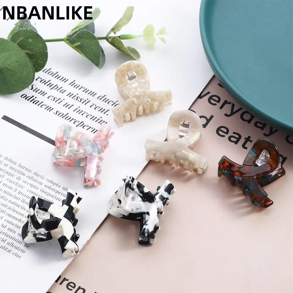 New Korean France Cross Cute Small Hair Claw Bangs Clip Hairpin Top Clip Classic Simple Sweet Hair Claw Headdress
New Korean France Cross Cute Small Hair Claw Bangs Clip Hairpin Top Clip Classic Simple Sweet Hair Claw Headdress