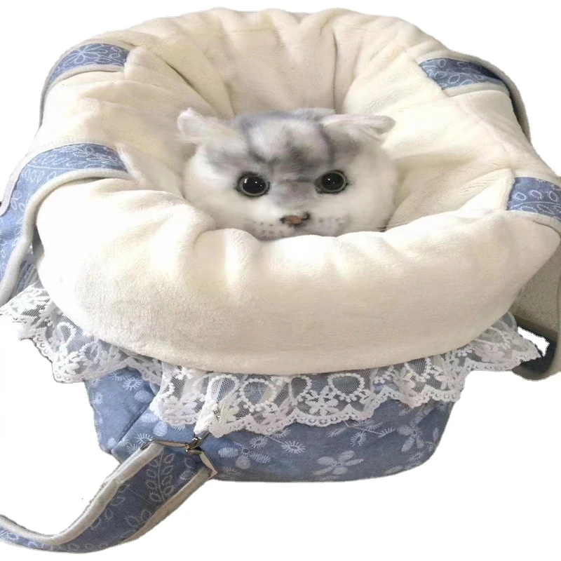 Warm Fluffy Pet Bag In Winter Portable Litter Cat and Dog House Litter Teddy for Pets Under 10kg Dog Bag Carrier Bag for Dog 
Warm Fluffy Pet Bag In Winter Portable Litter Cat and Dog House Litter Teddy for Pets Under 10kg Dog Bag Carrier Bag for Dog