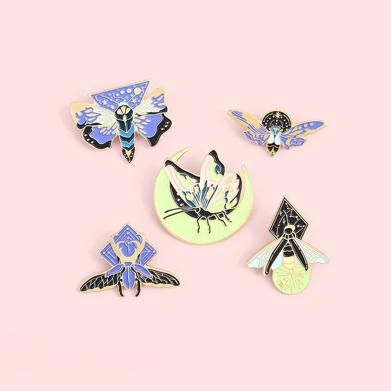 Butterfly Christmas Subsonic Women's Brooch Friends Badges New Year Gift Enamel Pin Lapel Pins Jewelry Fashion Accessories
Butterfly Christmas Subsonic Women's Brooch Friends Badges New Year Gift Enamel Pin Lapel Pins Jewelry Fashion Accessories
