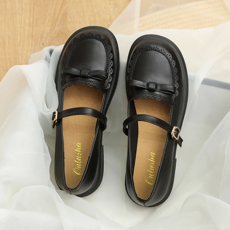Gothic Lolita Bowknot Heart Mary Jane Shoes Women Cute Kawaii Chunky Platform Flats Designer Buckle Strap Leather Shoes
Gothic Lolita Bowknot Heart Mary Jane Shoes Women Cute Kawaii Chunky Platform Flats Designer Buckle Strap Leather Shoes