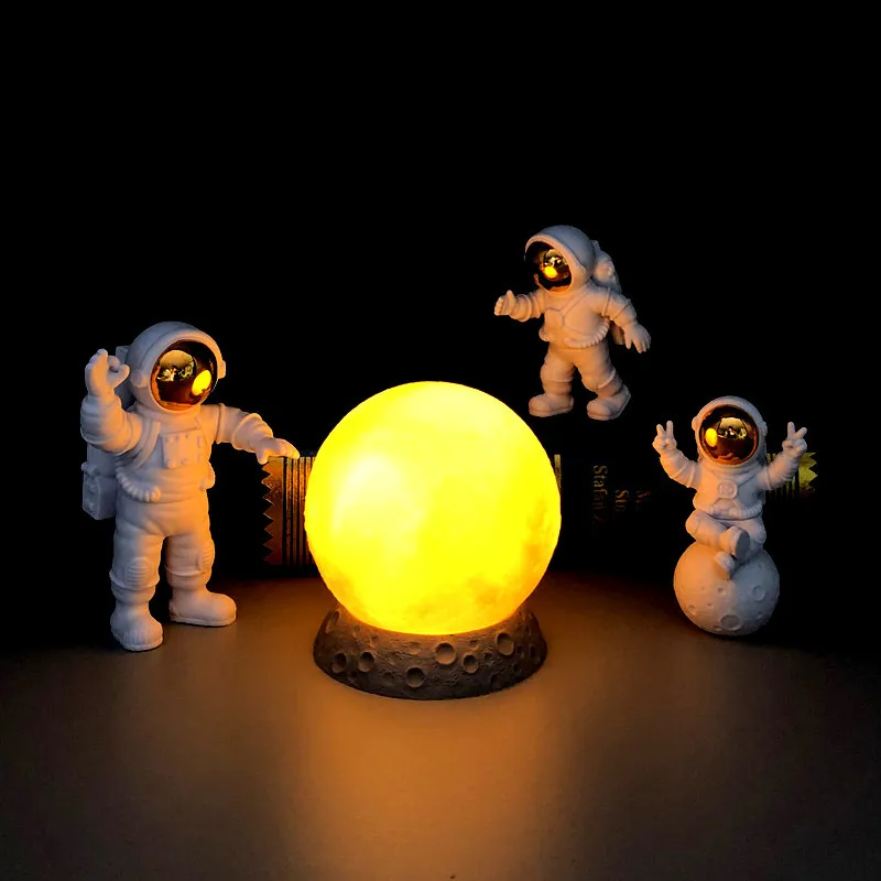 3Pc Astronaut Decor Action Figures and Moon Home Decor Resin Astronaut Statue Room Office Desktop Decoration Presents Boy Gift
3Pc Astronaut Decor Action Figures and Moon Home Decor Resin Astronaut Statue Room Office Desktop Decoration Presents Boy Gift