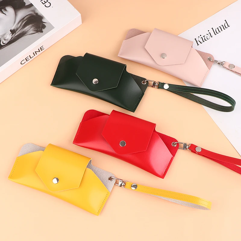 1Pc Portable PU Leather Glasses Case Sunglasses Bag Unisex Lightweight Ultra-thin Glasses Container Storage Bag with Lanyard
1Pc Portable PU Leather Glasses Case Sunglasses Bag Unisex Lightweight Ultra-thin Glasses Container Storage Bag with Lanyard