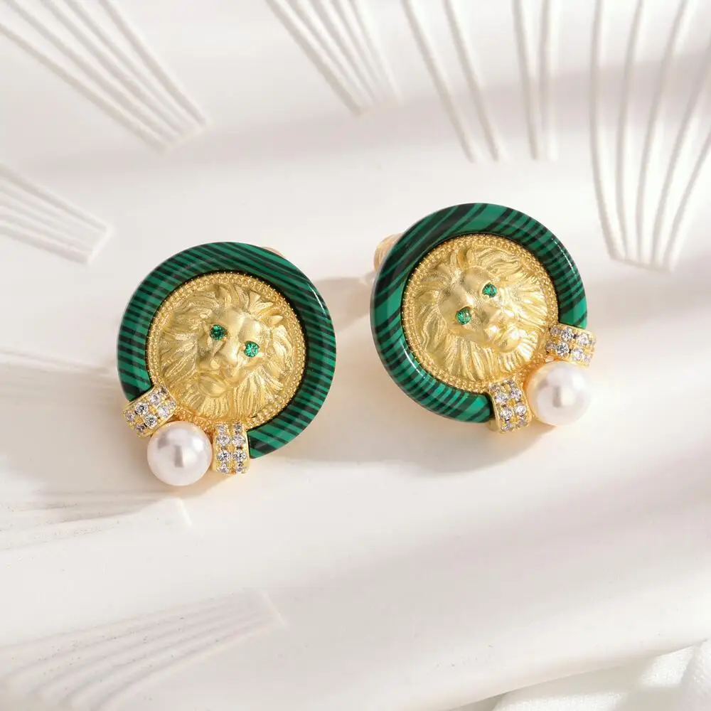 

Vintage Gold Natural Malachite Pearl Engraved Lion Drop Earrings Ancient Roman Coin Queen Girl Portrait Ear Hoop Dangle Jewelry