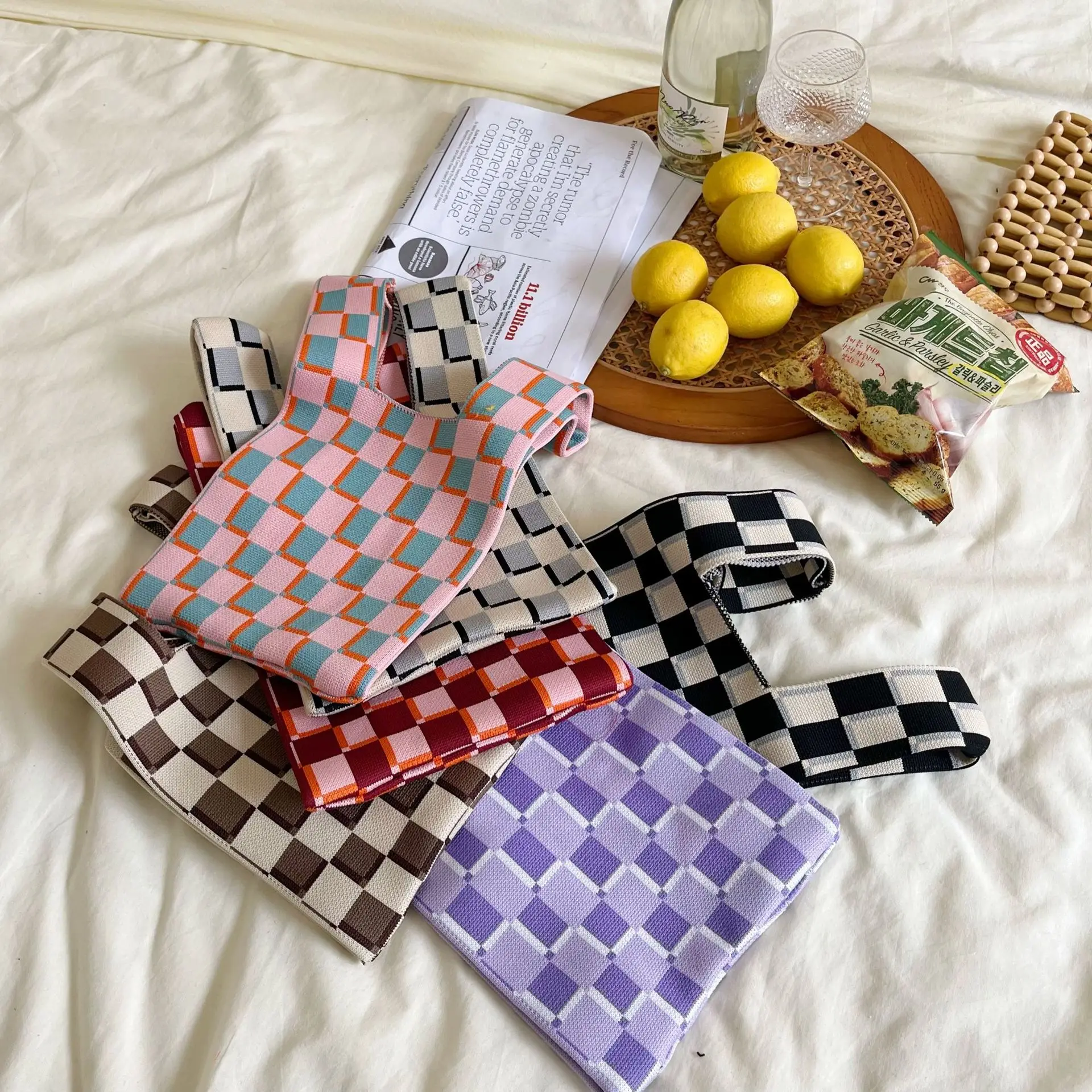 Women Handbag Fashion Knitting Wrist Bag Handmade Rope Woven Clutch Purse High Quality Tote Shopper Bags for Women Female
Women Handbag Fashion Knitting Wrist Bag Handmade Rope Woven Clutch Purse High Quality Tote Shopper Bags for Women Female