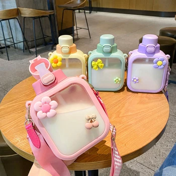700ml Kid Kawaii Capacity Water Bottle Square Kettle Portable Cute Sports Straw Jug With Shoulder Strap Drink Large Summer