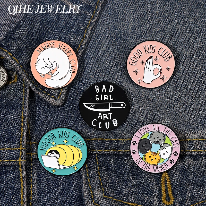 Cute Cat Enamel Pin Indoor Kids Club Animals Brooch Backpack Laple Clothes Badge Metal Kitten Jewelry Gift for Friends Wholesale
Cute Cat Enamel Pin Indoor Kids Club Animals Brooch Backpack Laple Clothes Badge Metal Kitten Jewelry Gift for Friends Wholesale