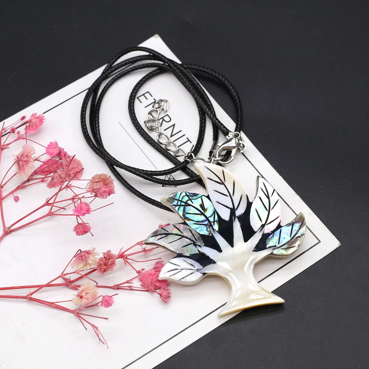 Natural Shell Pendant Necklace Tree Shape Abalone White Black Shell Wax Cord Charms for Jewelry Party Gift
Natural Shell Pendant Necklace Tree Shape Abalone White Black Shell Wax Cord Charms for Jewelry Party Gift