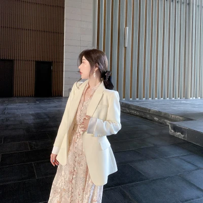 Short jacket women's jacket temperament casual autumn clothes new loose short jacket all-match long-sleeved small suit
Short jacket women's jacket temperament casual autumn clothes new loose short jacket all-match long-sleeved small suit