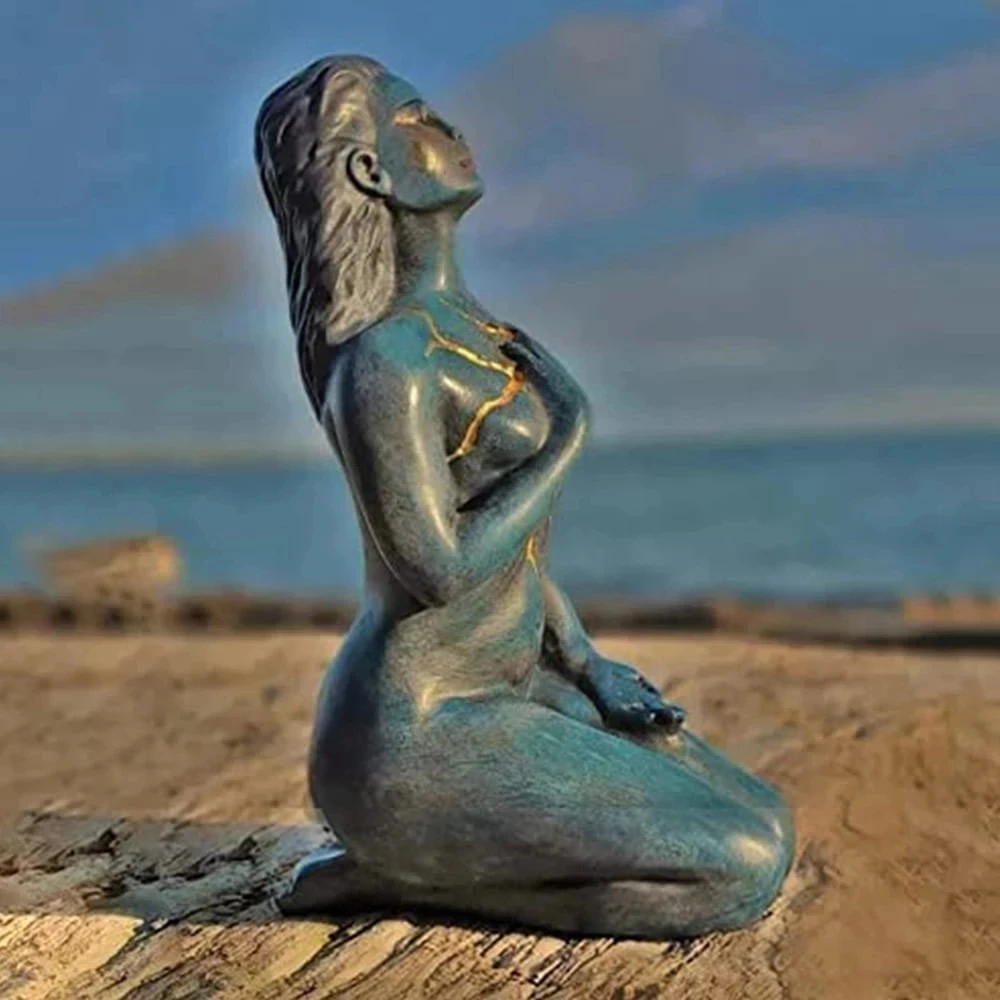 Самолюбящаяся и формирующая дух, Скульптура Богини, самолюбящаяся исцеляющая богиня, скульптура Kintsugi, статуя ручной работы с Kintsugi
Самолюбящаяся и формирующая дух, Скульптура Богини, самолюбящаяся исцеляющая богиня, скульптура Kintsugi, статуя ручной работы с Kintsugi