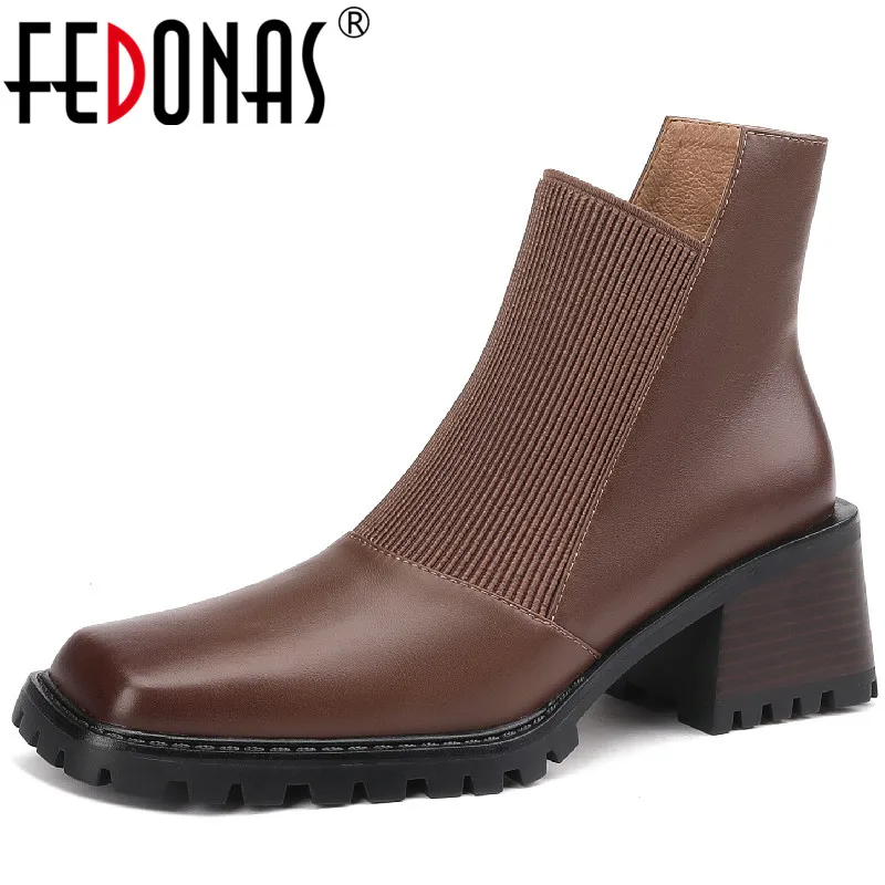 Женские ботильоны с квадратным носком FEDONAS, Черные полусапожки из натуральной кожи на толстых каблуках, повседневная обувь в стиле ретро на ... 
Женские ботильоны с квадратным носком FEDONAS, Черные полусапожки из натуральной кожи на толстых каблуках, повседневная обувь в стиле ретро на ...