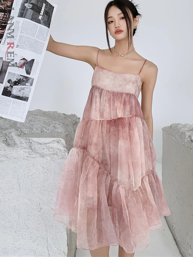 LANMREM Printing Retro Summer Sling Dress For Women 2022 New Layers Slash Neck Mesh Dresses Ladies Party Clothing 2R2524
LANMREM Printing Retro Summer Sling Dress For Women 2022 New Layers Slash Neck Mesh Dresses Ladies Party Clothing 2R2524