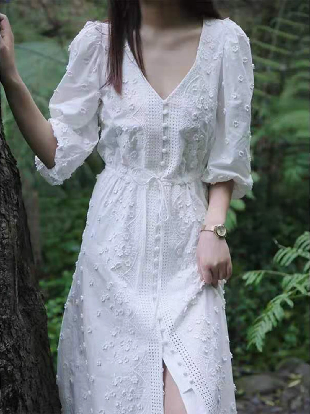 Fashion Embroidery White Summer Dress 2022 V Neck Lantern Sleeve Cotton Casual Vintage Maxi Dress Women Office Beach Office Lady
Fashion Embroidery White Summer Dress 2022 V Neck Lantern Sleeve Cotton Casual Vintage Maxi Dress Women Office Beach Office Lady