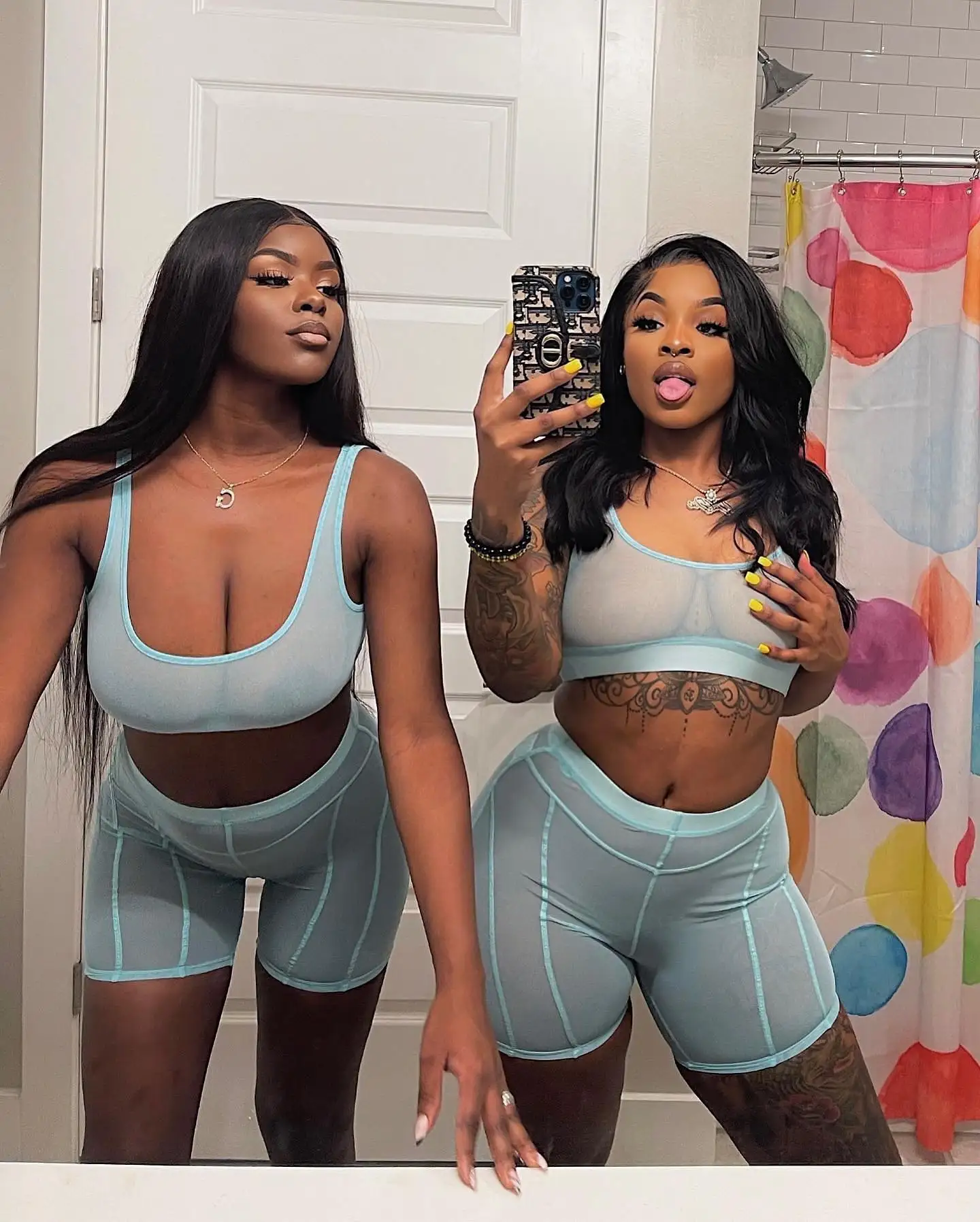Fashion Womens Short Pants Outfits Sleeveless Pure Color Low-Cut Short Tank Tops + High Waist Elastic Shorts Set Streetwear Hot
Fashion Womens Short Pants Outfits Sleeveless Pure Color Low-Cut Short Tank Tops + High Waist Elastic Shorts Set Streetwear Hot