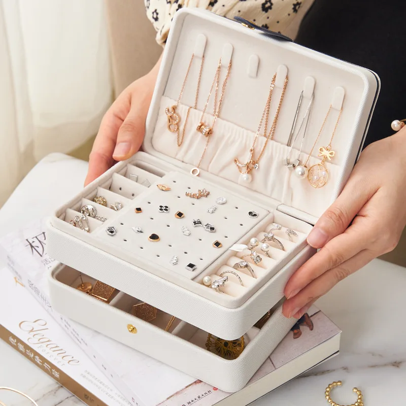 2022 Popular Stable Exquisite Jewelry Desktop Organizer Storage Box Portable Small and Large Capacity Travel Storage Rack
2022 Popular Stable Exquisite Jewelry Desktop Organizer Storage Box Portable Small and Large Capacity Travel Storage Rack