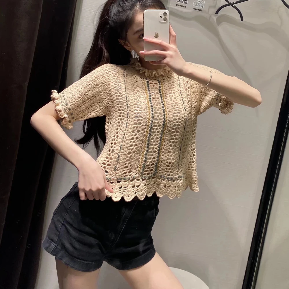 Women's New Crochet Hollow Knit Tops Short Sleeves Fashion Elegant Round Collar Women Retro Chic Pullovers Mujer
Women's New Crochet Hollow Knit Tops Short Sleeves Fashion Elegant Round Collar Women Retro Chic Pullovers Mujer
