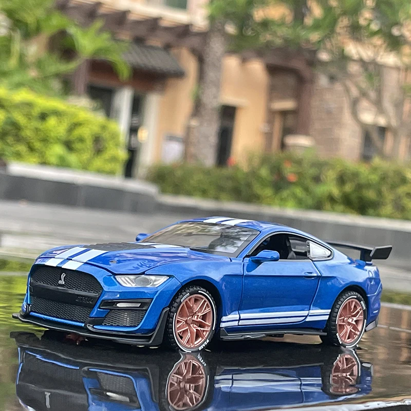 New 1:32 Ford Mustang Shelby GT500 High Simulation Super Sports Car Model Alloy Pull Back Children Toy Car Car Decoration Model
New 1:32 Ford Mustang Shelby GT500 High Simulation Super Sports Car Model Alloy Pull Back Children Toy Car Car Decoration Model