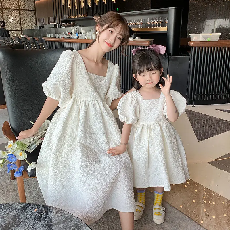 Family Clothing Summer New Mother Kids Princess Dress Mom and Daughter Matching Clothes Girl Birthday Dress Baby Girl Clothes
Family Clothing Summer New Mother Kids Princess Dress Mom and Daughter Matching Clothes Girl Birthday Dress Baby Girl Clothes