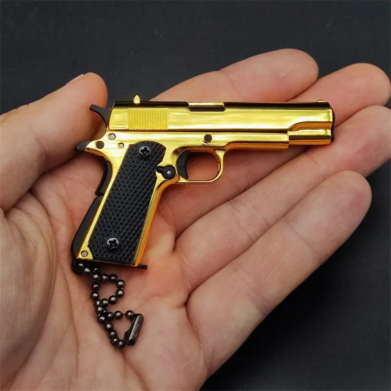 1:3 High Quality Metal Gold 1911 Keychain Model Toy Gun Miniature Alloy Pistol Collection Toy Gift Pendant
1:3 High Quality Metal Gold 1911 Keychain Model Toy Gun Miniature Alloy Pistol Collection Toy Gift Pendant
