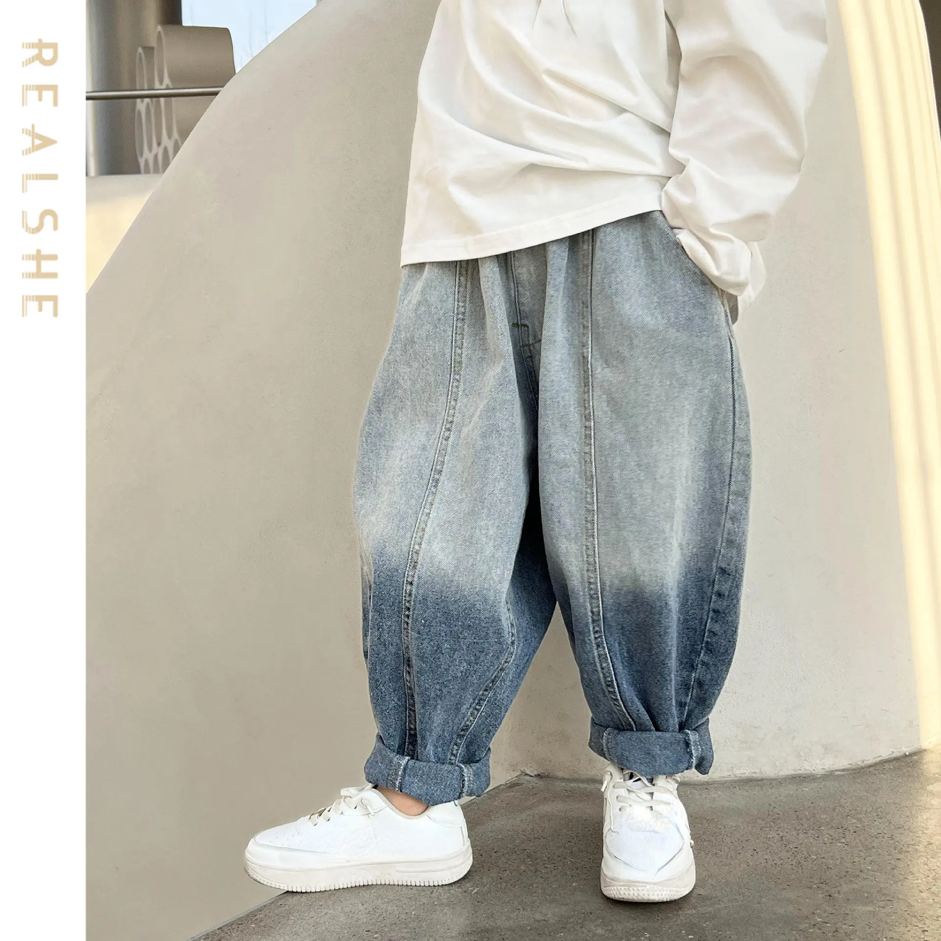 Boys Casual Jeans Children Denim Gredient Jeans Kids Trousers Toddler Girl Fall Clothes Baby Harem Pants Loose Jeans
Boys Casual Jeans Children Denim Gredient Jeans Kids Trousers Toddler Girl Fall Clothes Baby Harem Pants Loose Jeans