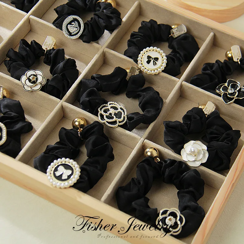 Korean Fashion Flower Scrunchies Women Girls Elastic Hair Rubber Bands Accessories Tie Hair Ring Rope Headdress Headwear Holder
Korean Fashion Flower Scrunchies Women Girls Elastic Hair Rubber Bands Accessories Tie Hair Ring Rope Headdress Headwear Holder