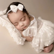 4pcs/set Newborn Girls Photography Props Outfits Baby Lace Romper Headband Shorts Pants Pillow Infants Photo Bodysuit
