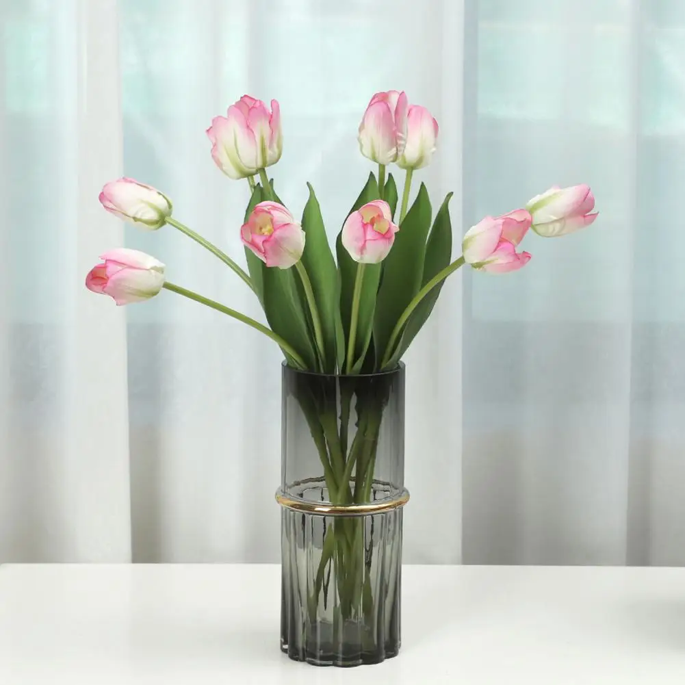 Attractive Fake Flower Easy Care Vivid Ornamental Fake Tulip Decor Faux Silk Flower Artificial Flower for Home 
Attractive Fake Flower Easy Care Vivid Ornamental Fake Tulip Decor Faux Silk Flower Artificial Flower for Home