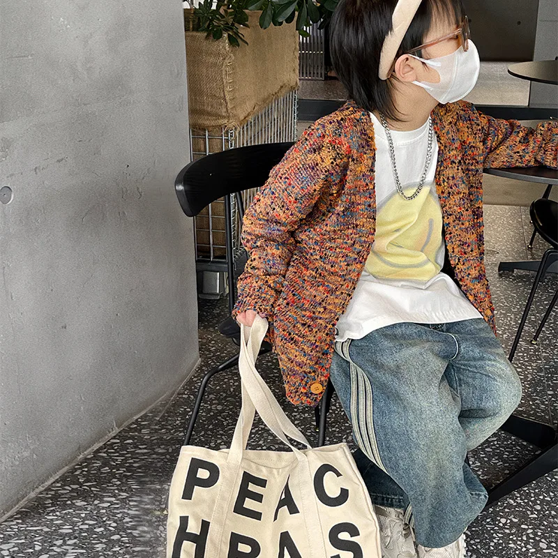 Baoduo Children's Clothing Boys' Sweater Children's Sweater Autumn Cardigan Western Style Floral Coat Autumn 2023 New Fashion 
Baoduo Children's Clothing Boys' Sweater Children's Sweater Autumn Cardigan Western Style Floral Coat Autumn 2023 New Fashion