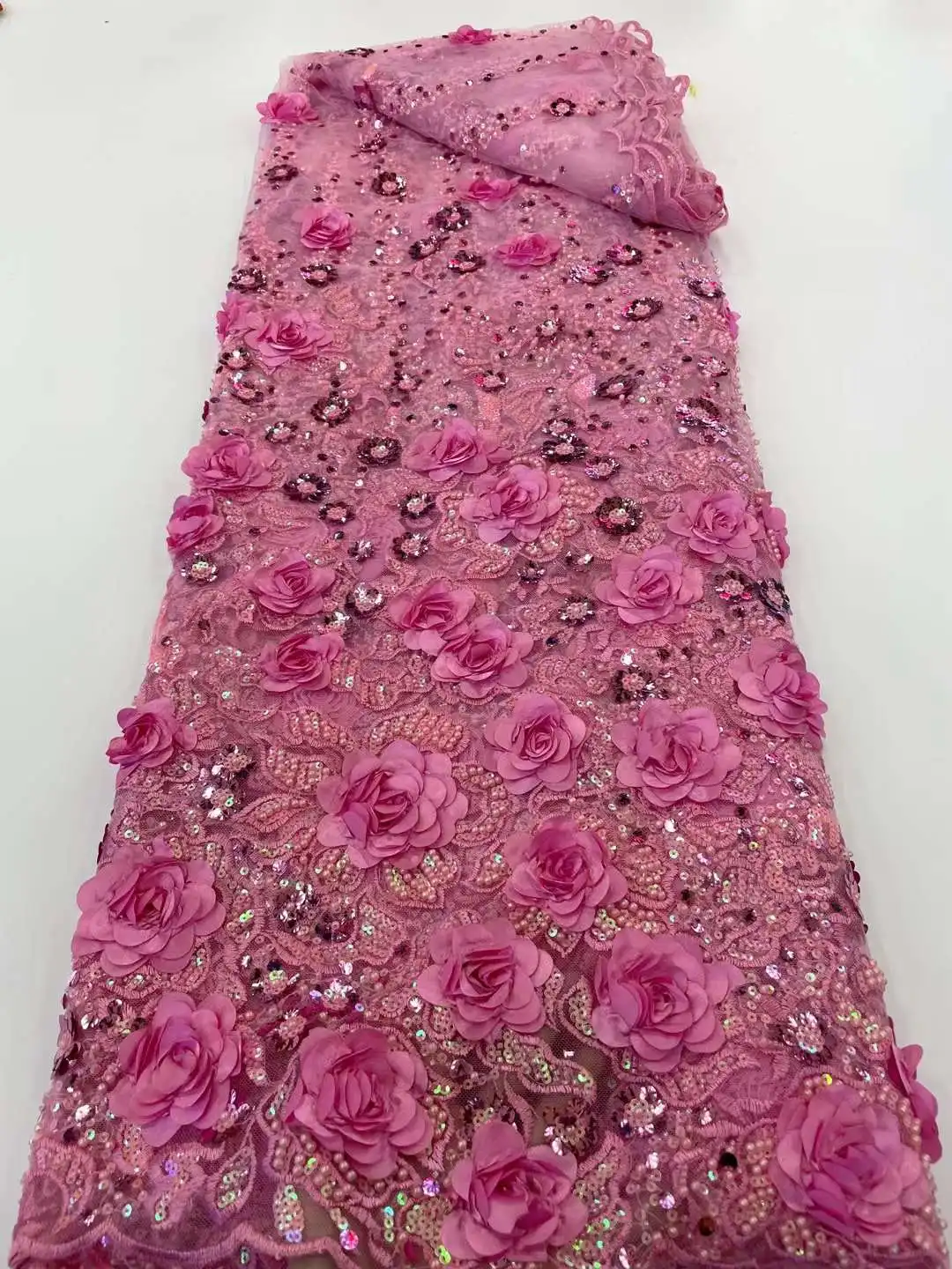 Beaded African 3D Lace Fabric 2022 High Quality Lace 5 Yards Nigerian Sequins Groom Lace French Fabric For Wedding Party Dress
Beaded African 3D Lace Fabric 2022 High Quality Lace 5 Yards Nigerian Sequins Groom Lace French Fabric For Wedding Party Dress