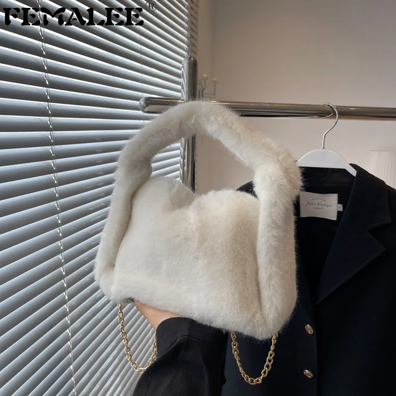 2022 Solid Designer Faux Fur Tote Bag for Women Luxury Handbags Winter Plush Shoulder Crossbody Bags Brand Shopper Purses New
2022 Solid Designer Faux Fur Tote Bag for Women Luxury Handbags Winter Plush Shoulder Crossbody Bags Brand Shopper Purses New
