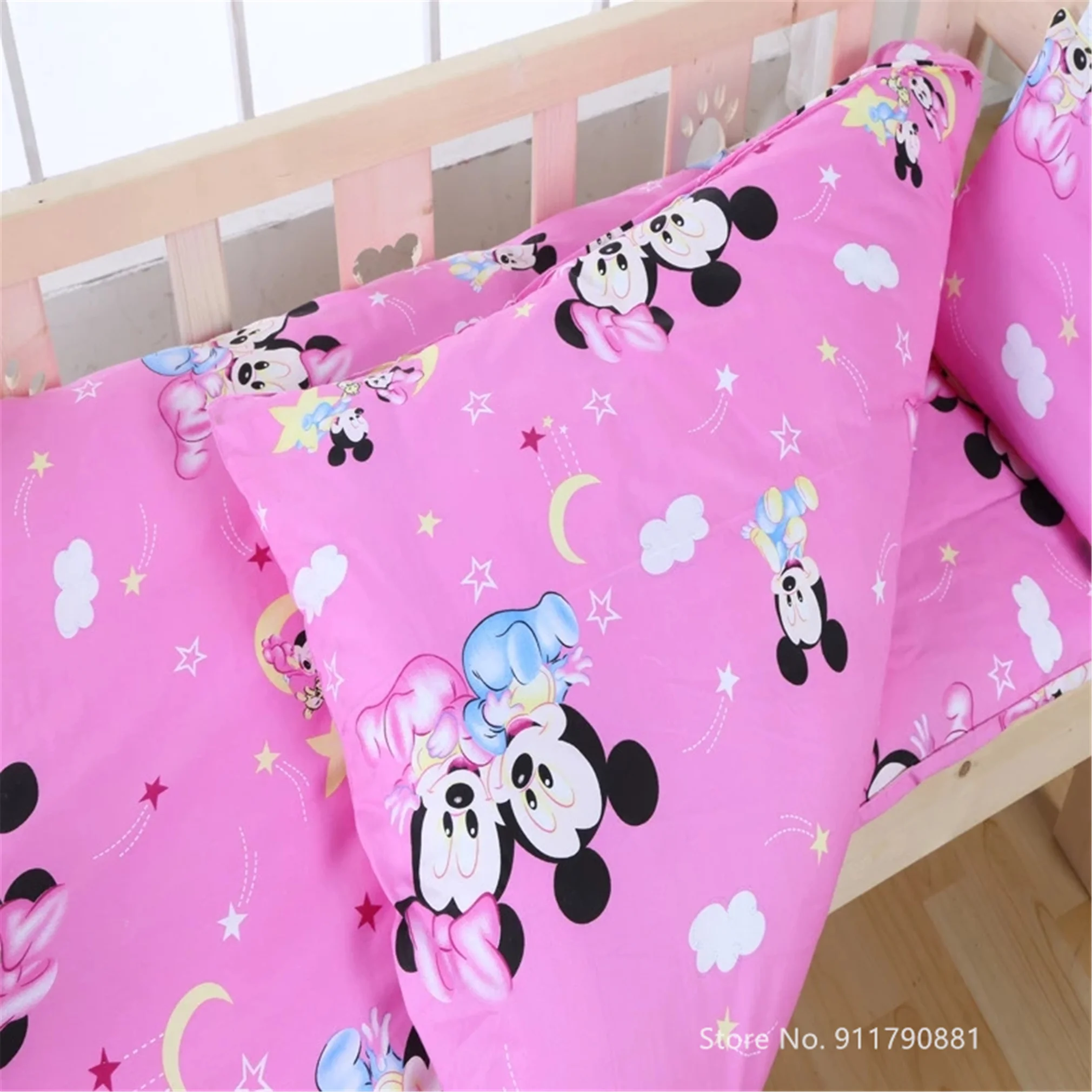 Disney Home Textile Crib Bedding Set Cute Cartoon Minnie Pink Comfortable Duvet Cover Pillowcase Sheets Bedroom Decor
Disney Home Textile Crib Bedding Set Cute Cartoon Minnie Pink Comfortable Duvet Cover Pillowcase Sheets Bedroom Decor
