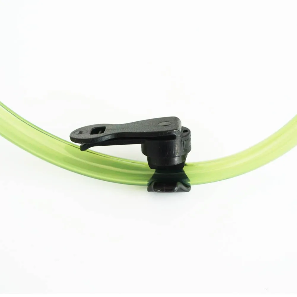 Universal OutdoorHiking Backpack Hanger Magnetic Drinking Tube Water Bladder Clip Drink Tube Clip Holder For Bag Backpack
Universal OutdoorHiking Backpack Hanger Magnetic Drinking Tube Water Bladder Clip Drink Tube Clip Holder For Bag Backpack